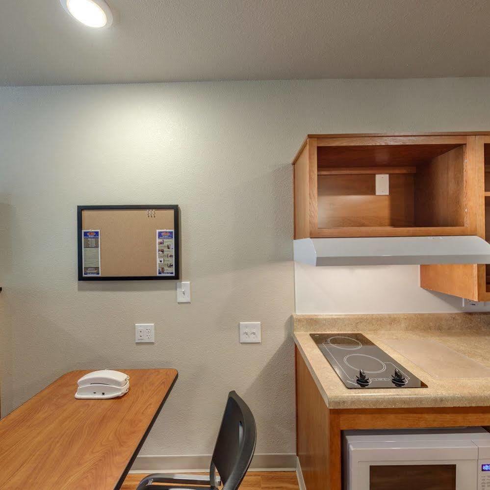Extended Stay America Select Suites - Indianapolis - Lawrence Экстерьер фото