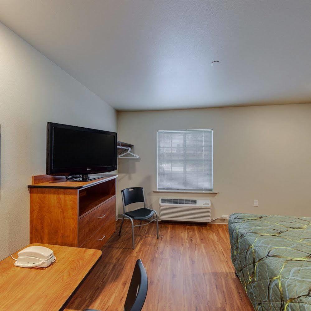 Extended Stay America Select Suites - Indianapolis - Lawrence Экстерьер фото
